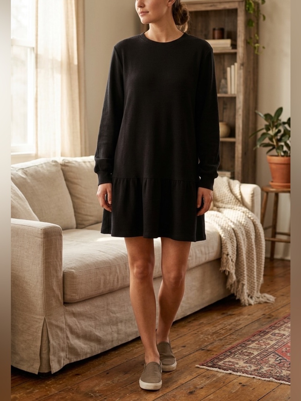 🌷 Divided H&M Black Long-Sleeve Drop Waist Dress #53